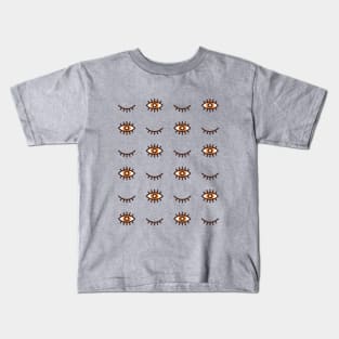 Eyes on the prize Kids T-Shirt